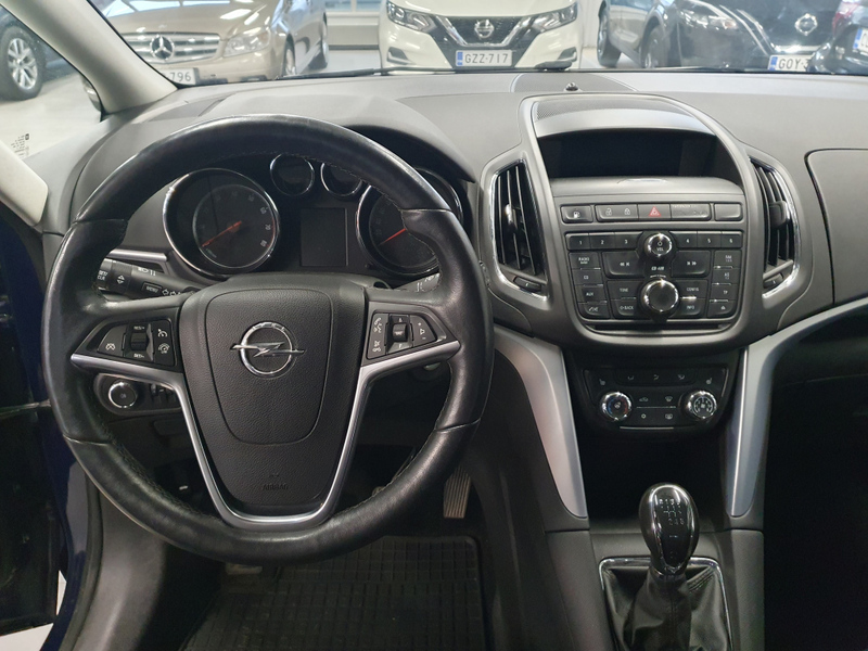 Opel Zafira Tourer vaihtoauto