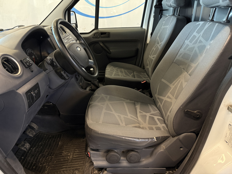 Ford Transit Connect vaihtoauto