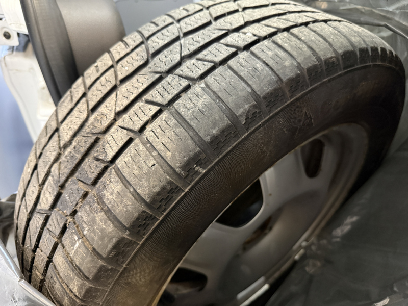 Ford Transit Connect vaihtoauto