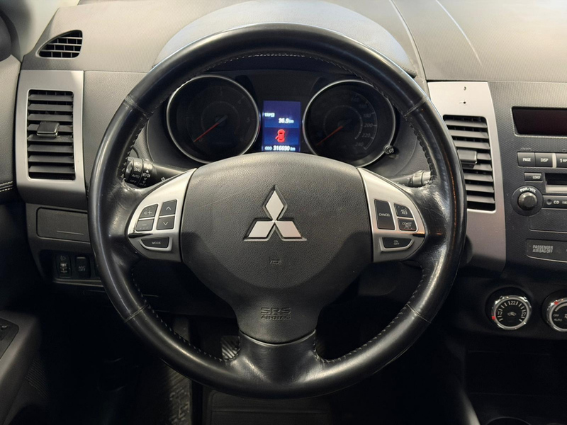 Mitsubishi Outlander vaihtoauto