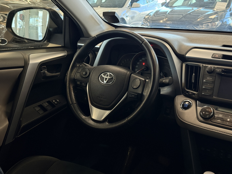 Toyota RAV4 vaihtoauto