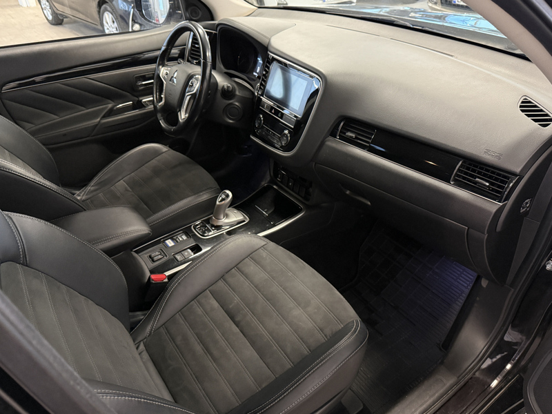 Mitsubishi Outlander vaihtoauto