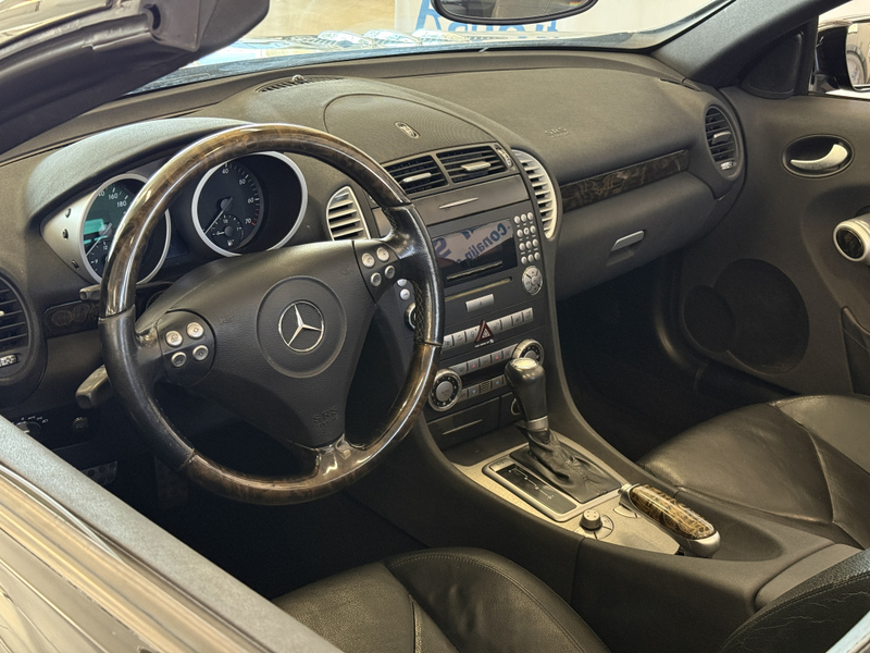 Mercedes-Benz SLK vaihtoauto