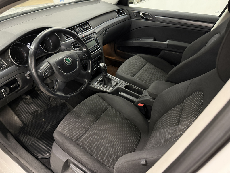 Skoda Superb vaihtoauto