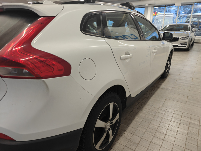 Volvo V40 Cross Country vaihtoauto
