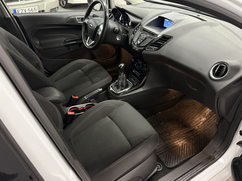 Ford Fiesta vaihtoauto