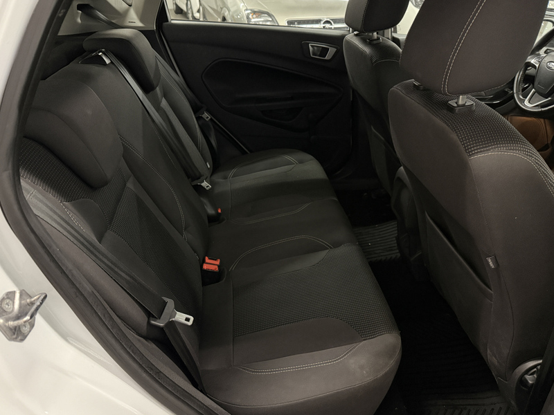 Ford Fiesta vaihtoauto