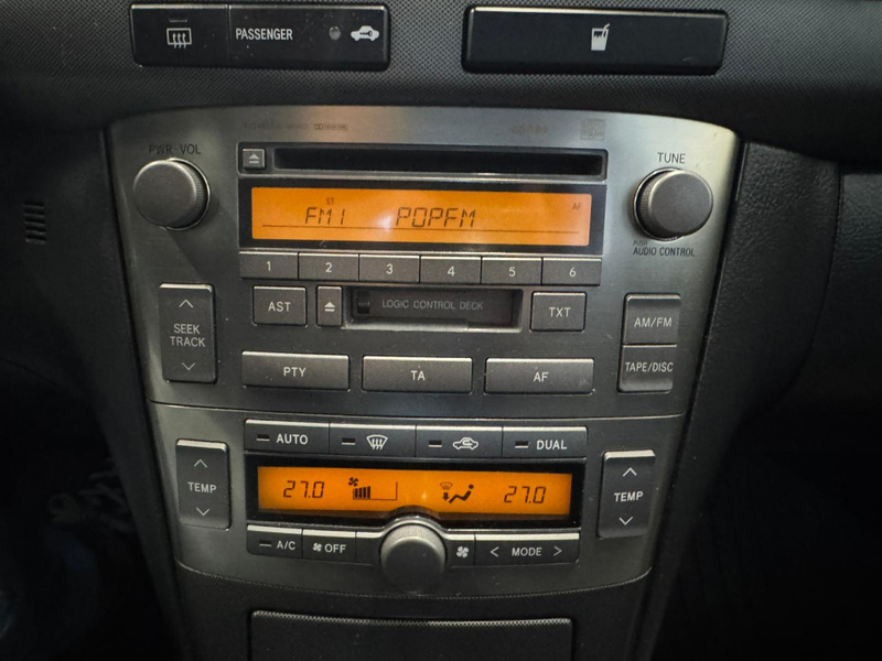 Toyota Avensis vaihtoauto