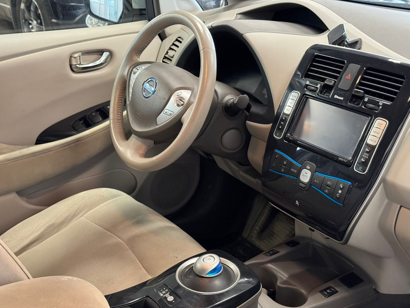 Nissan Leaf vaihtoauto