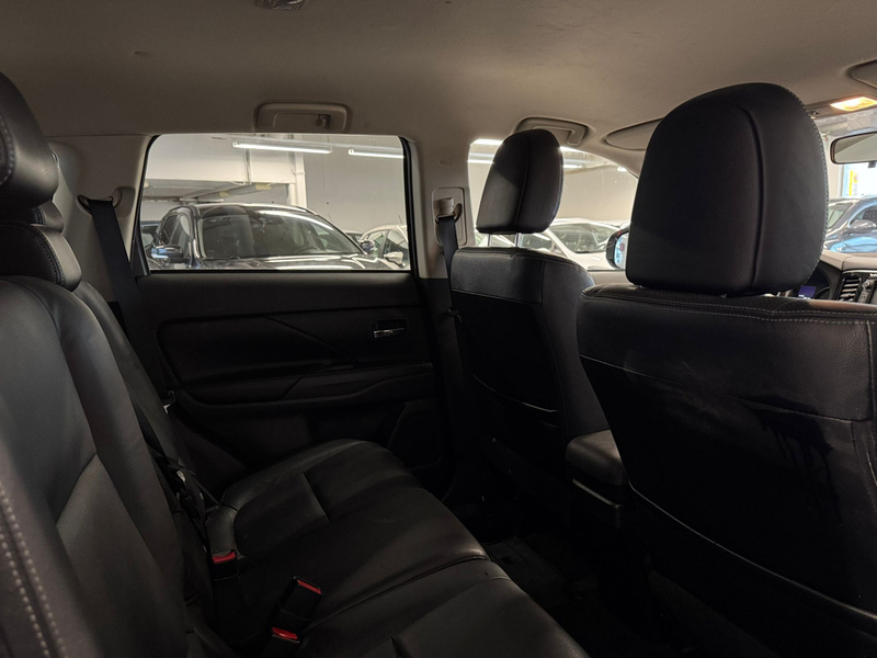 Mitsubishi Outlander vaihtoauto