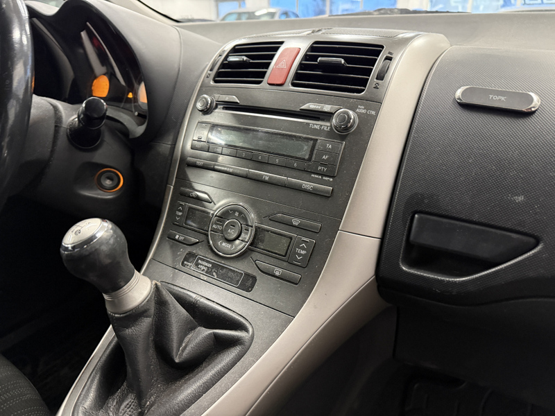 Toyota Auris vaihtoauto