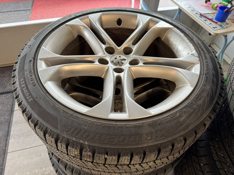 Peugeot RCZ vaihtoauto