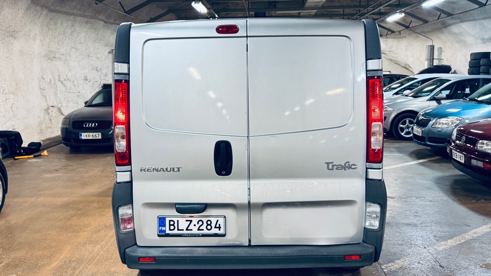 Renault Trafic vaihtoauto