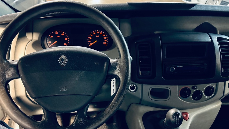 Renault Trafic vaihtoauto