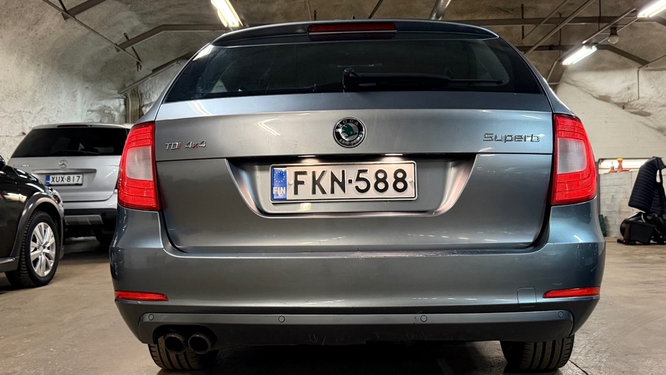 Skoda Superb vaihtoauto