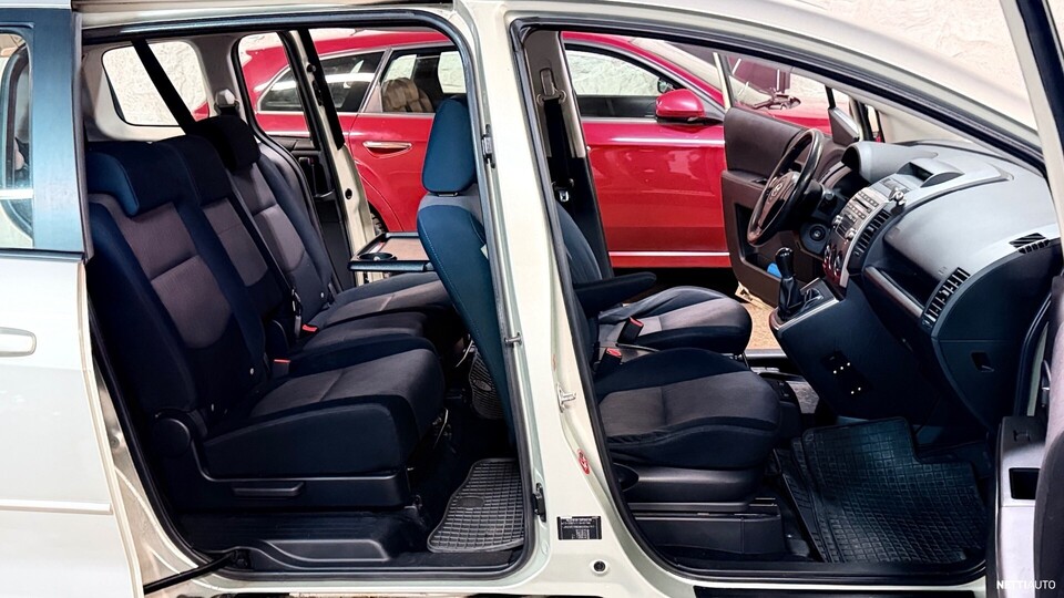 Mazda 5 vaihtoauto