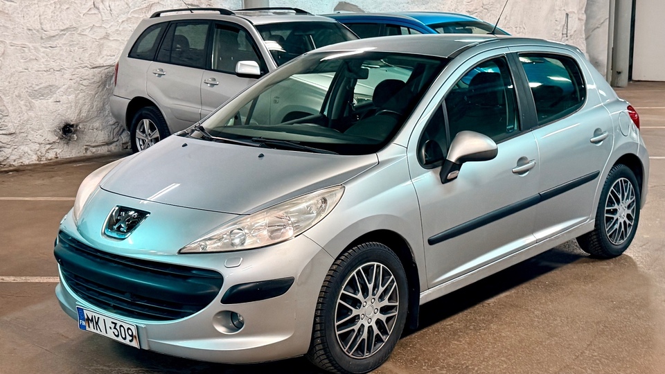 Peugeot 207 vaihtoauto