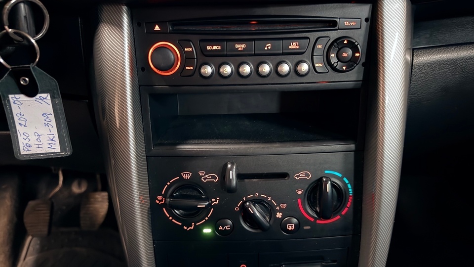 Peugeot 207 vaihtoauto