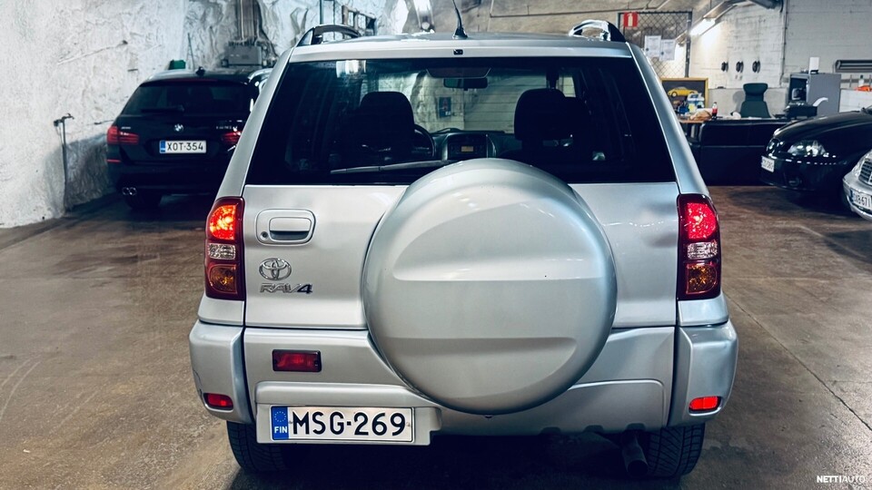 Toyota RAV4 vaihtoauto