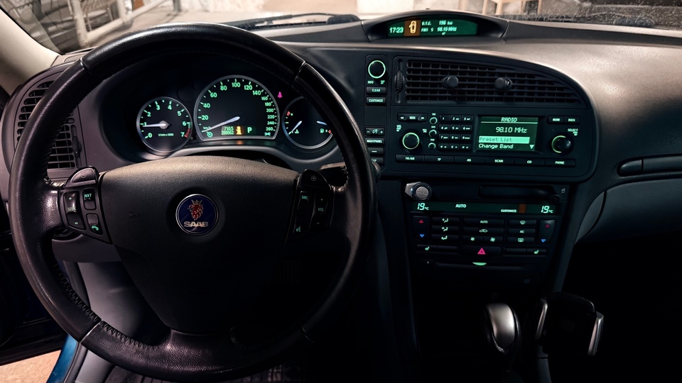 Saab 9-3 vaihtoauto