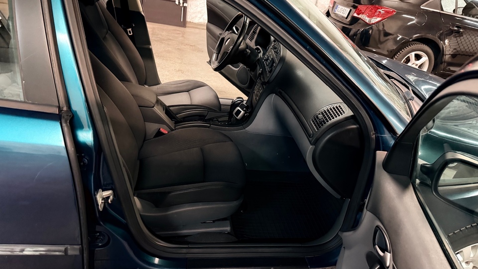 Saab 9-3 vaihtoauto
