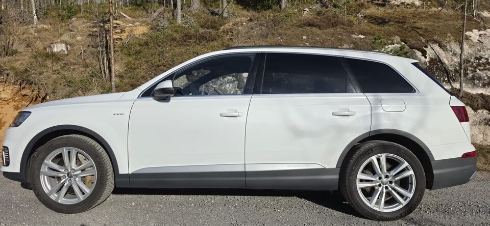 Audi Q7 vaihtoauto