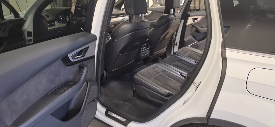 Audi Q7 vaihtoauto