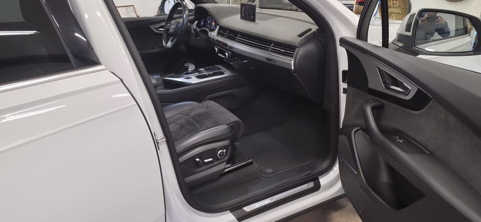 Audi Q7 vaihtoauto