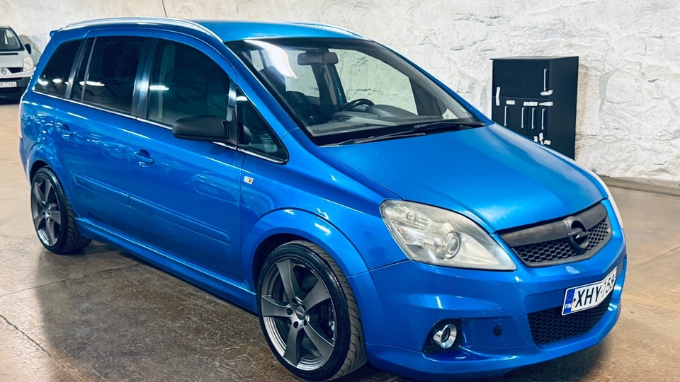 Opel Zafira vaihtoauto