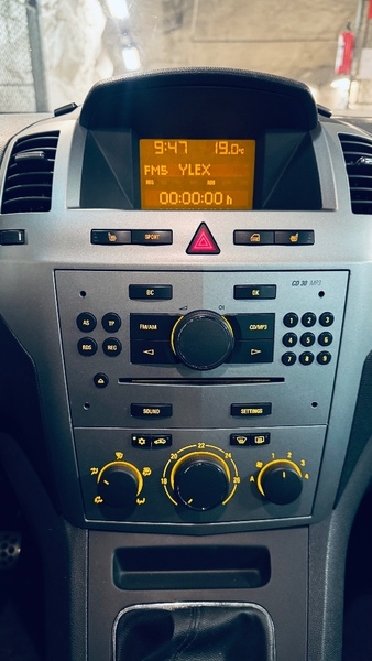 Opel Zafira vaihtoauto