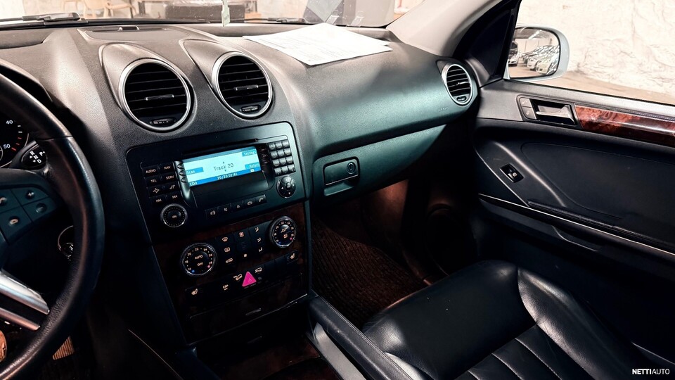 Mercedes-Benz ML vaihtoauto