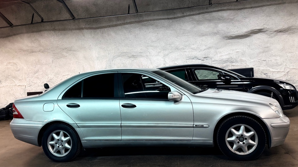 Mercedes-Benz C vaihtoauto