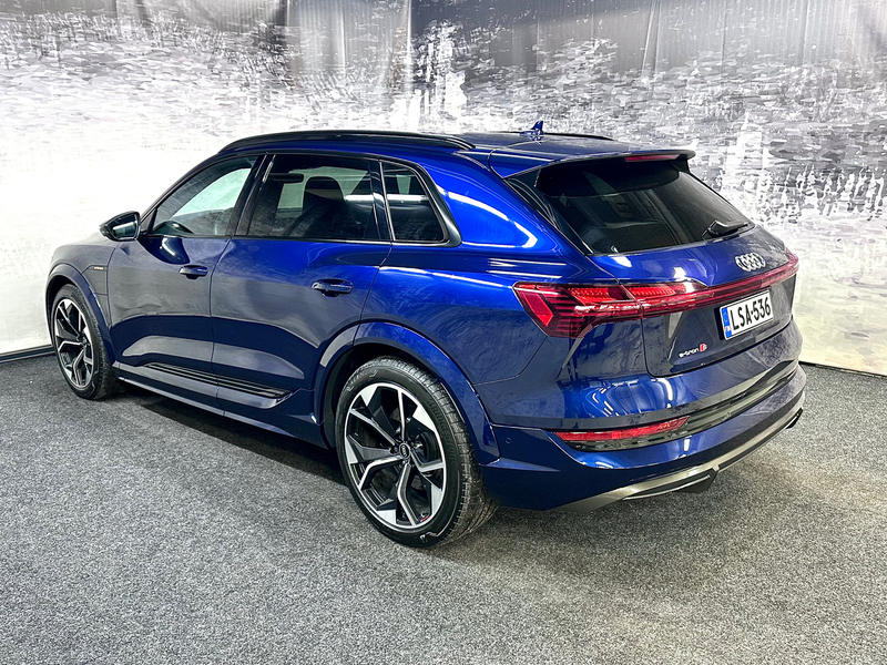 Audi e-tron vaihtoauto