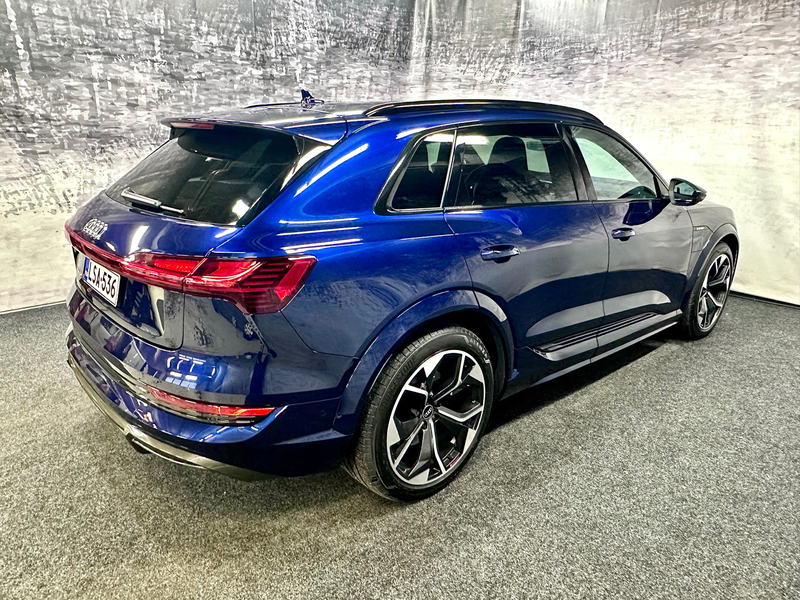 Audi e-tron vaihtoauto