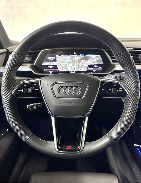 Audi e-tron vaihtoauto