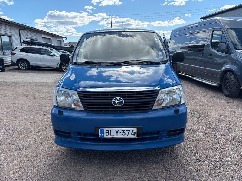 Toyota Hiace vaihtoauto