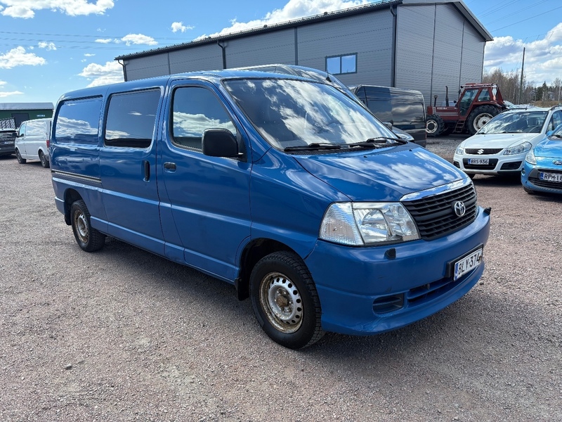 Toyota Hiace vaihtoauto