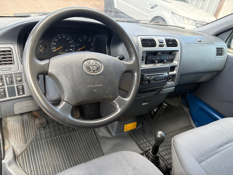 Toyota Hiace vaihtoauto