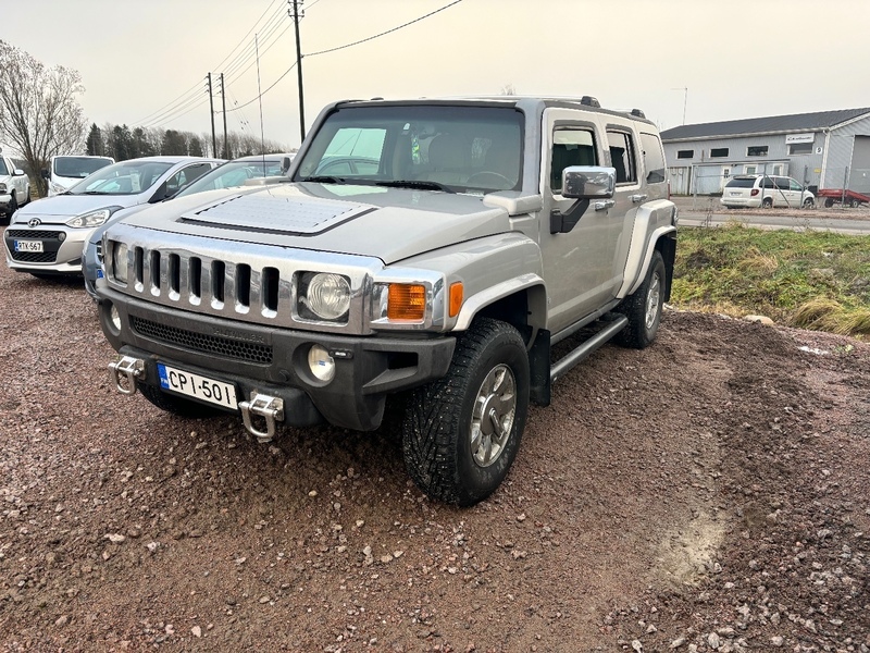Hummer H3 vaihtoauto