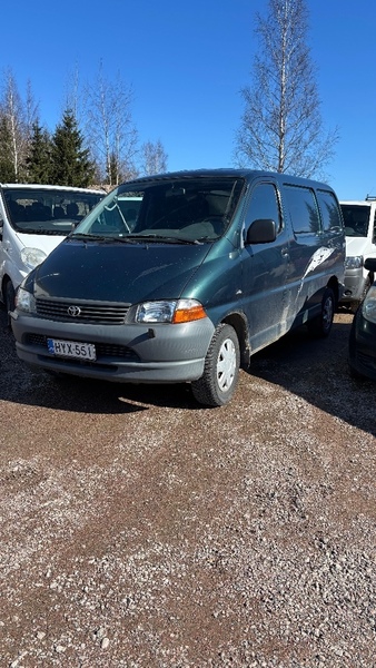 Toyota Hiace vaihtoauto