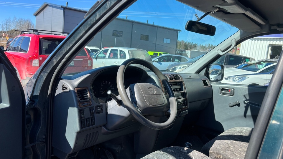 Toyota Hiace vaihtoauto