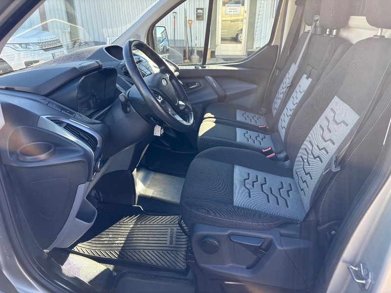 Ford Transit Custom vaihtoauto