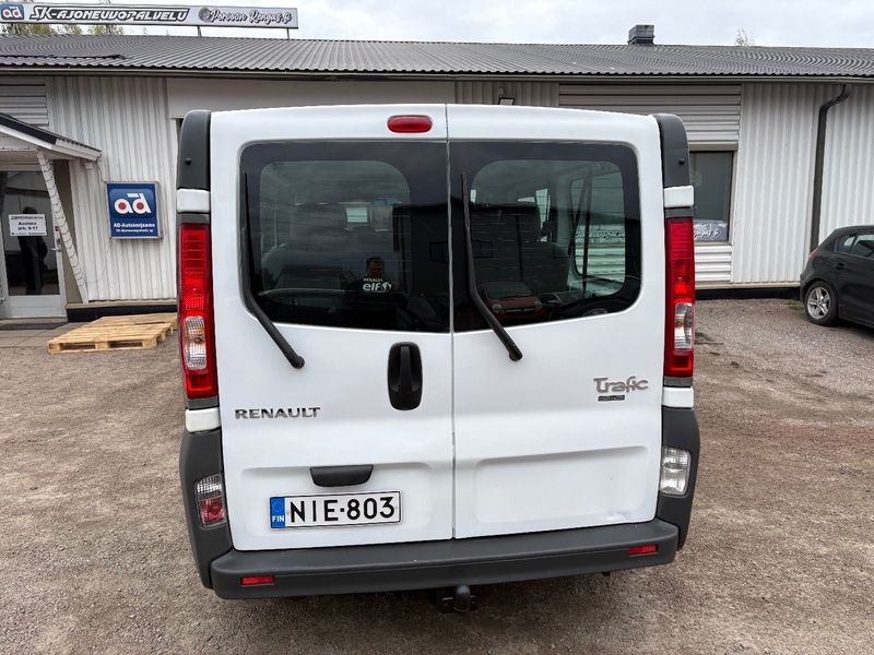 Renault Trafic Passenger vaihtoauto
