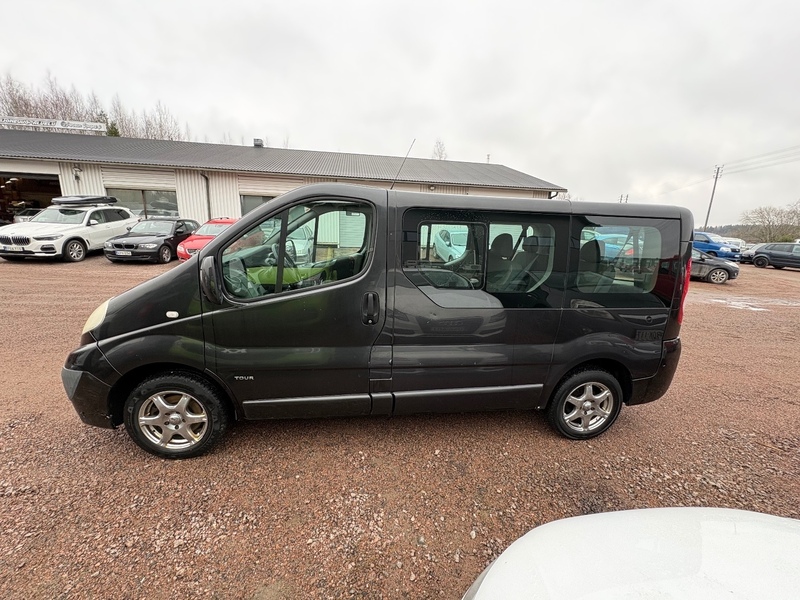 Opel Vivaro vaihtoauto