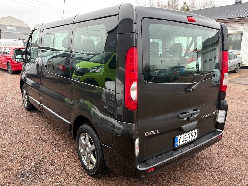 Opel Vivaro vaihtoauto