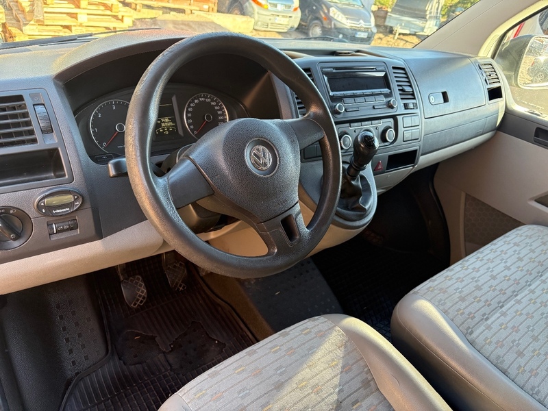 Volkswagen Transporter vaihtoauto