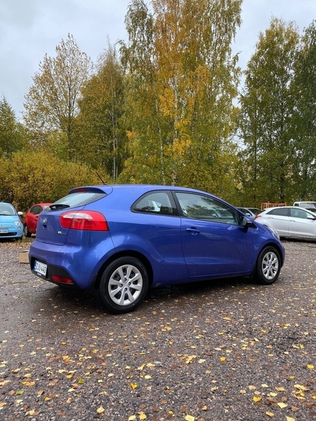 Kia Rio vaihtoauto