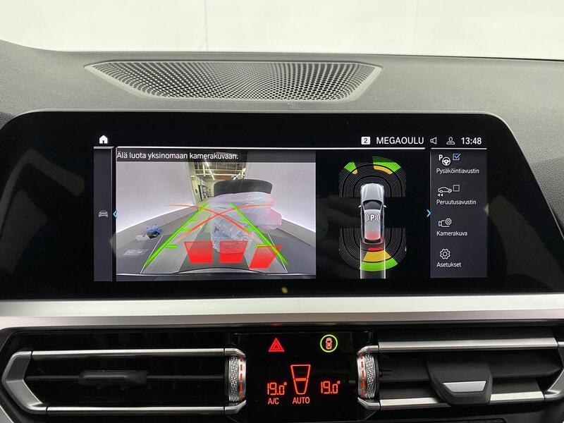 BMW 330 vaihtoauto