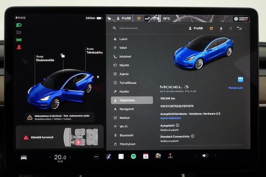 Tesla Model 3 vaihtoauto