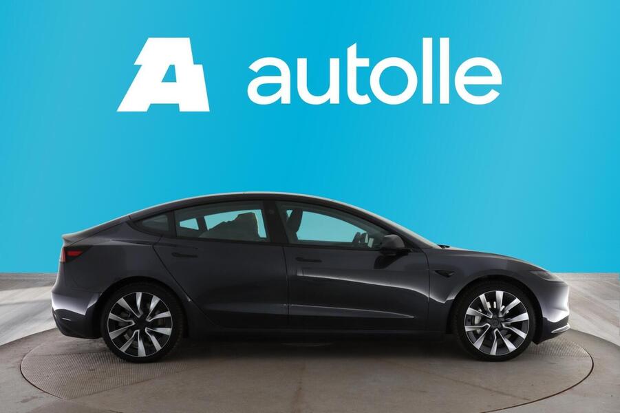 Tesla Model 3 vaihtoauto